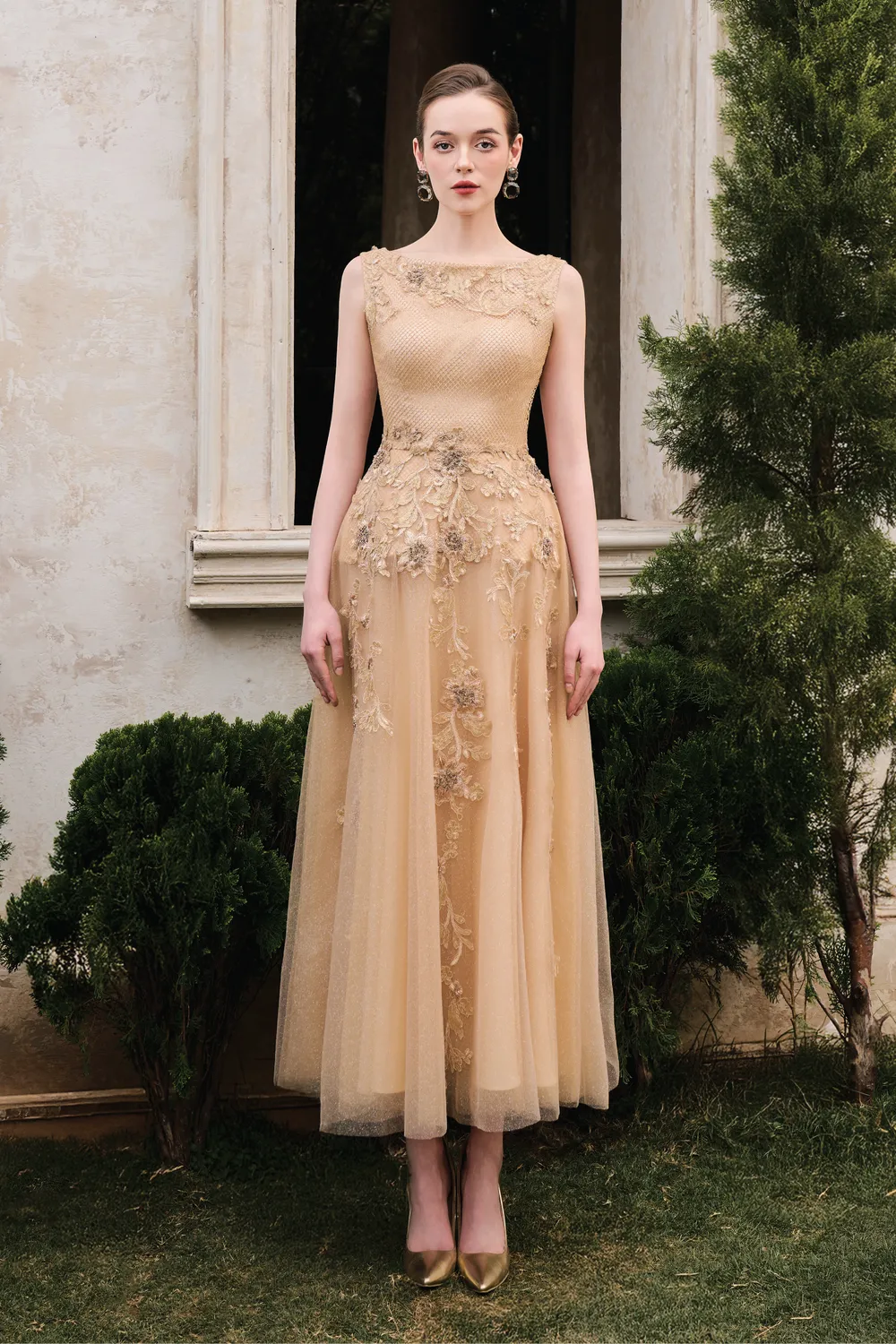 Sleeveless Boat Neck Draped A-Line Dress