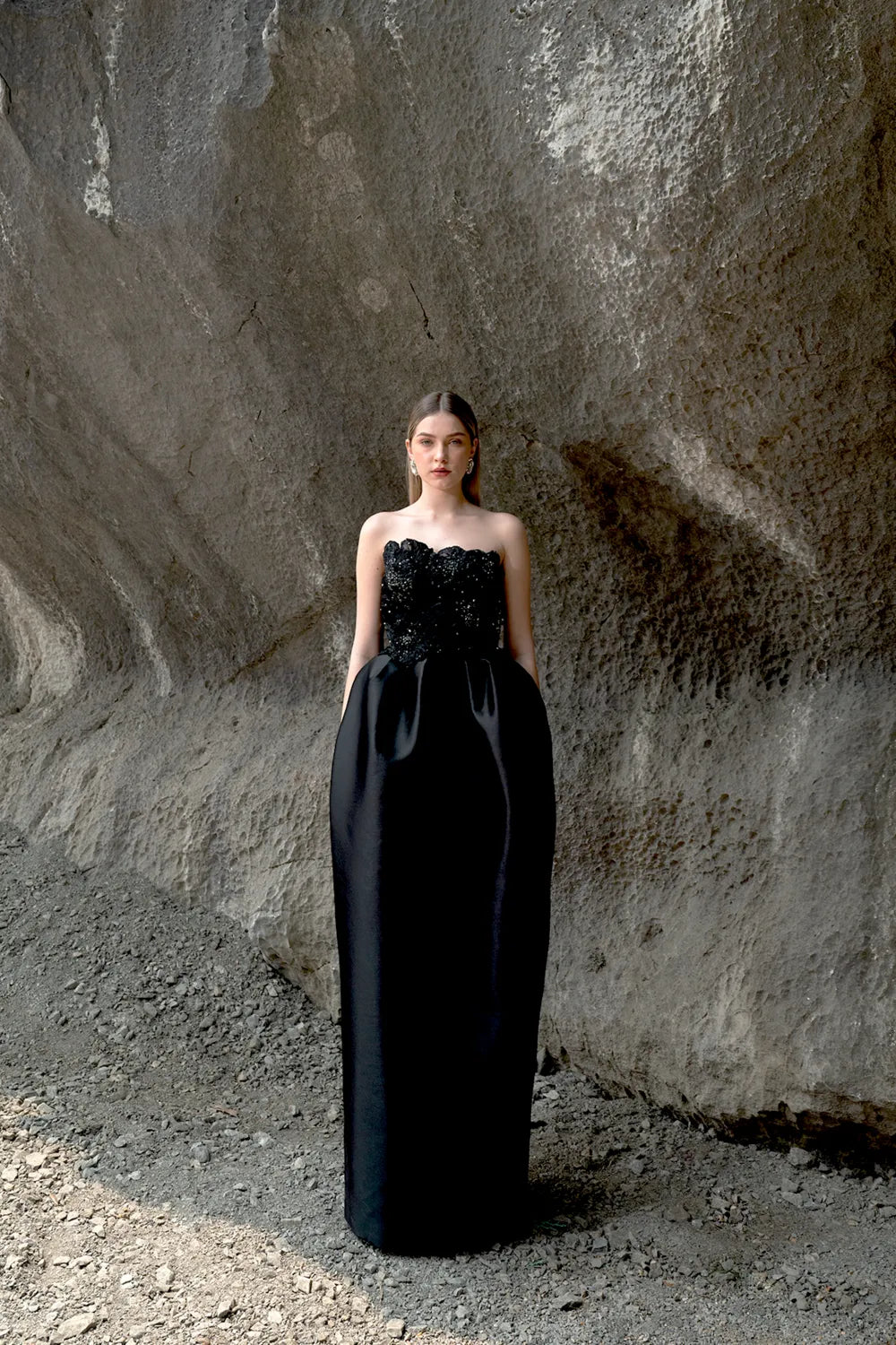 Single Breasted Manteau With Two Buttons