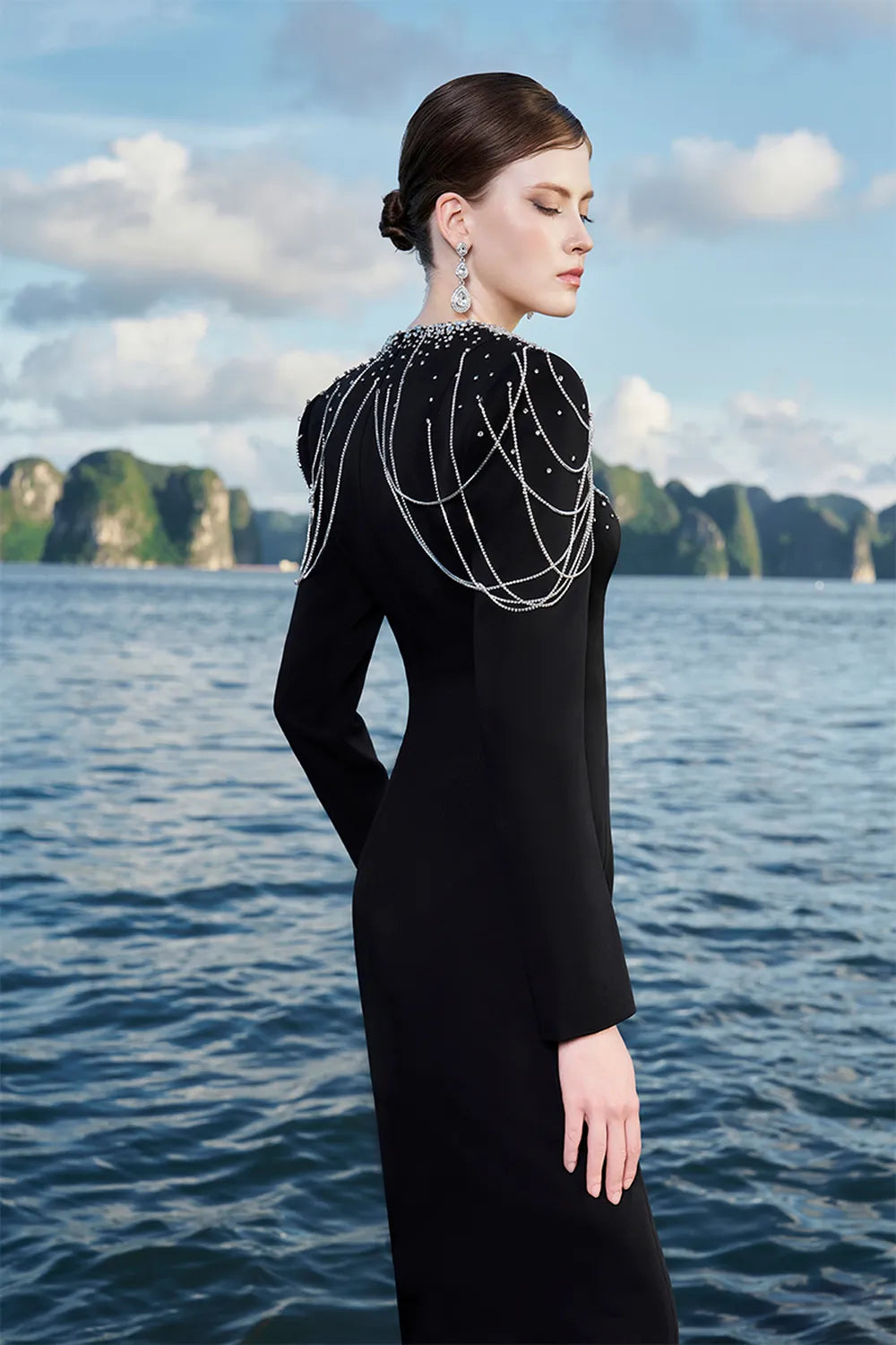 Tear Drop Chest Long Sleeves Straight Dress