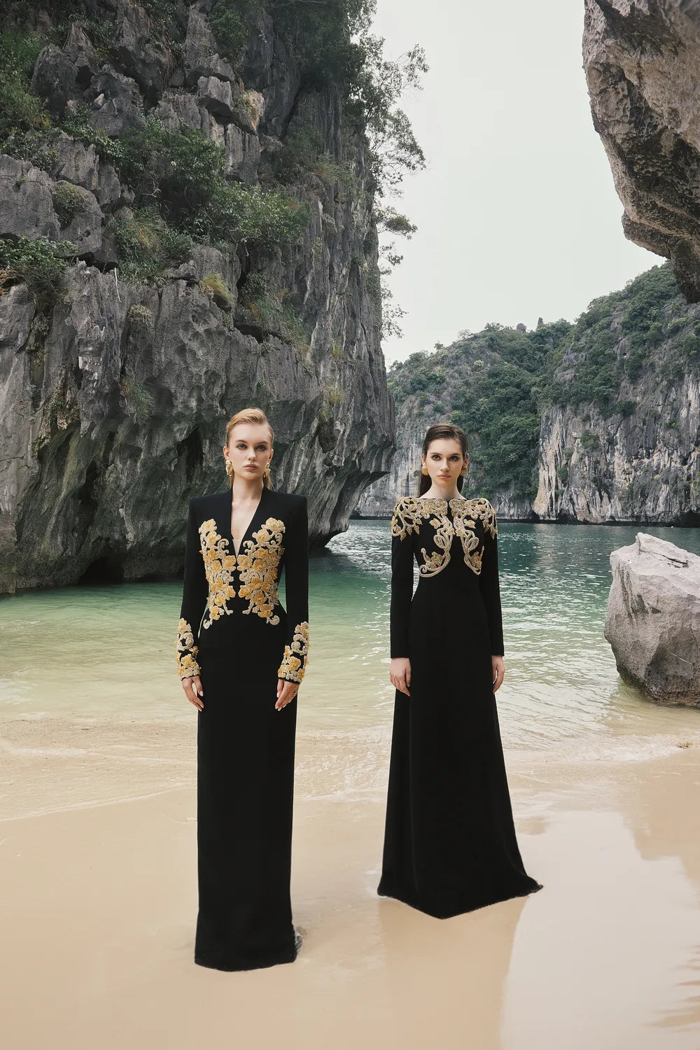 Symmetric 3D Pattern Embellished Straight Dress