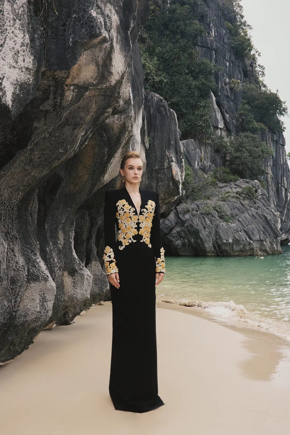 Symmetric 3D Pattern Embellished Straight Dress