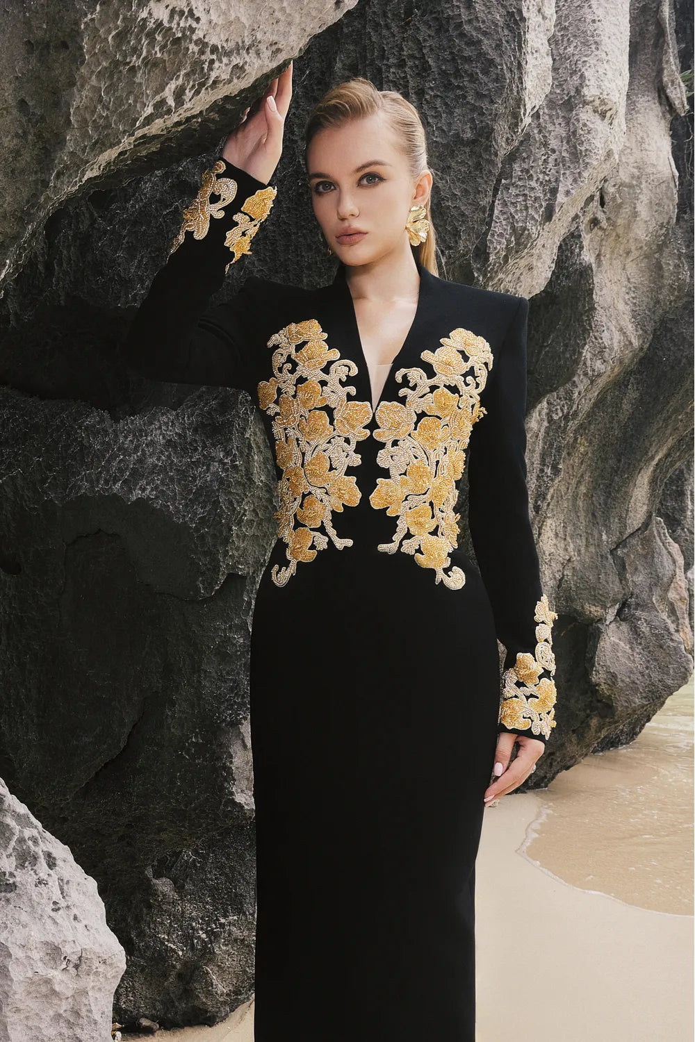 Symmetric 3D Pattern Embellished Straight Dress