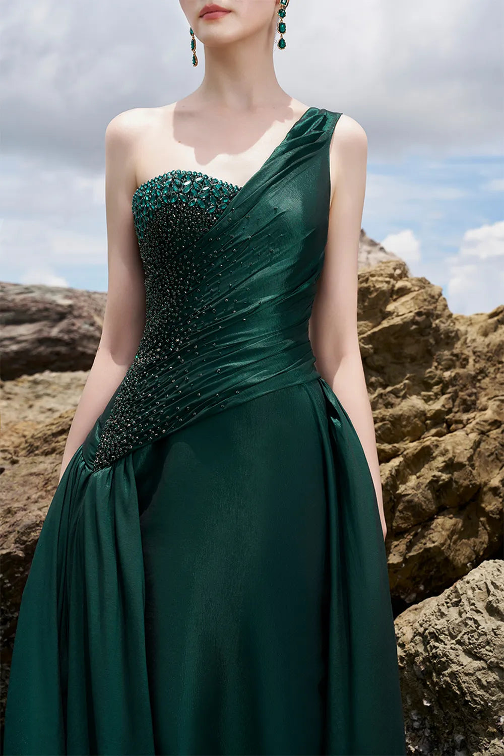 One Side Crystal Embellishment One Shoulder Dress