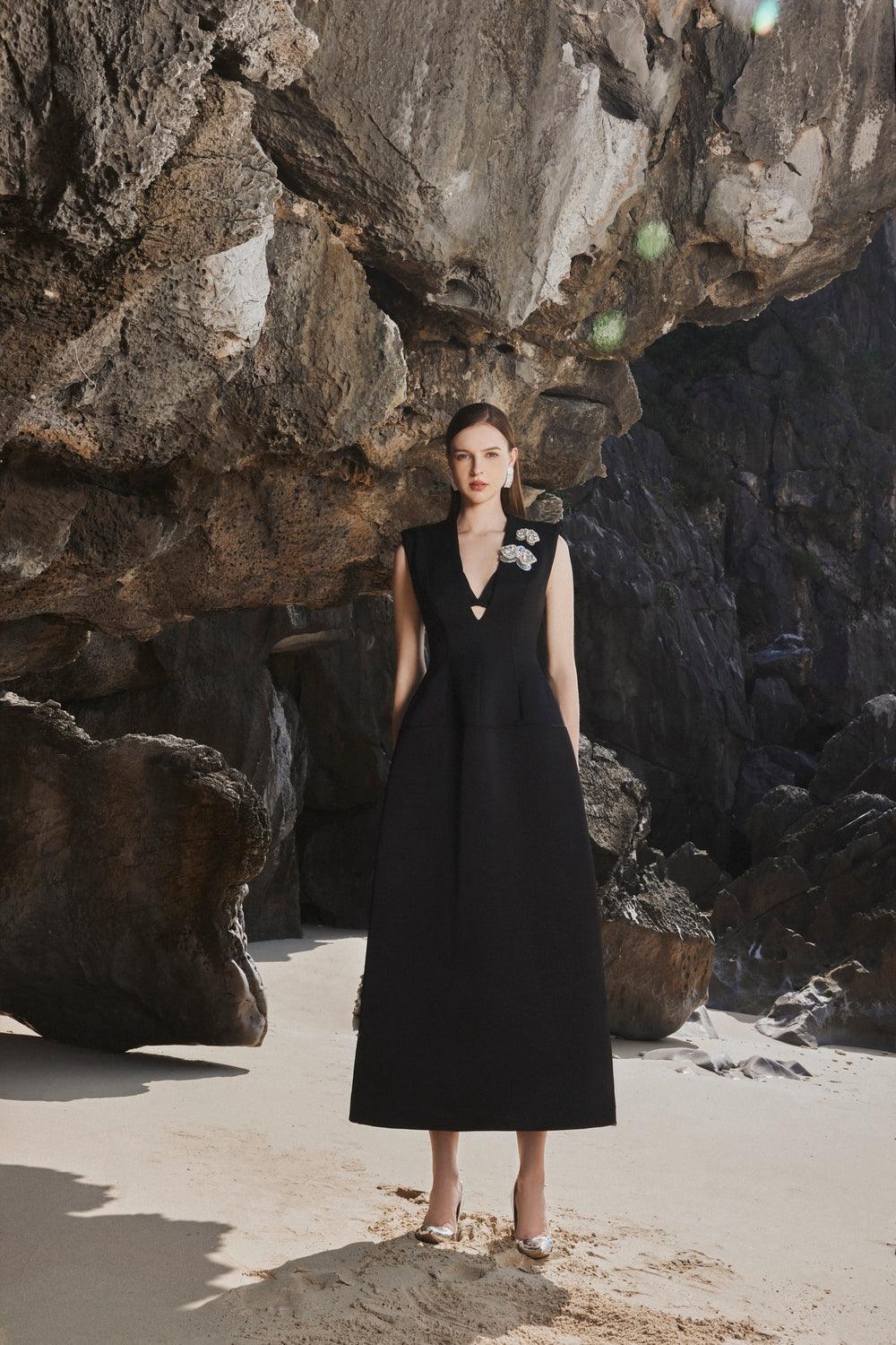 Sleeveless V-Neck Coat Midi Dress