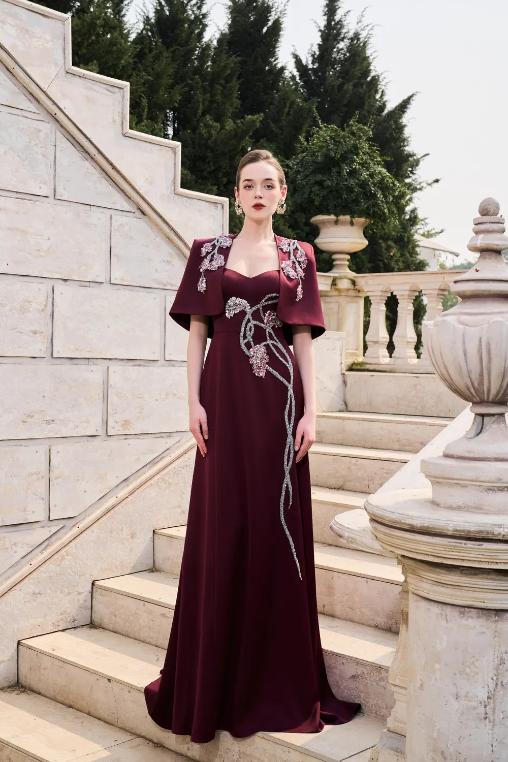 Short Cape Strappy Semi-Heart Dress Set