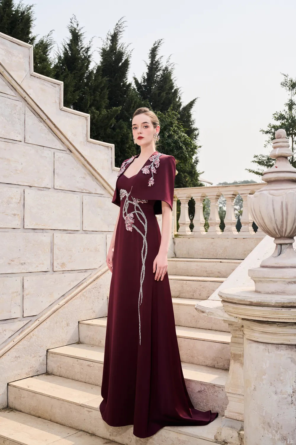 Short Cape Strappy Semi-Heart Dress Set