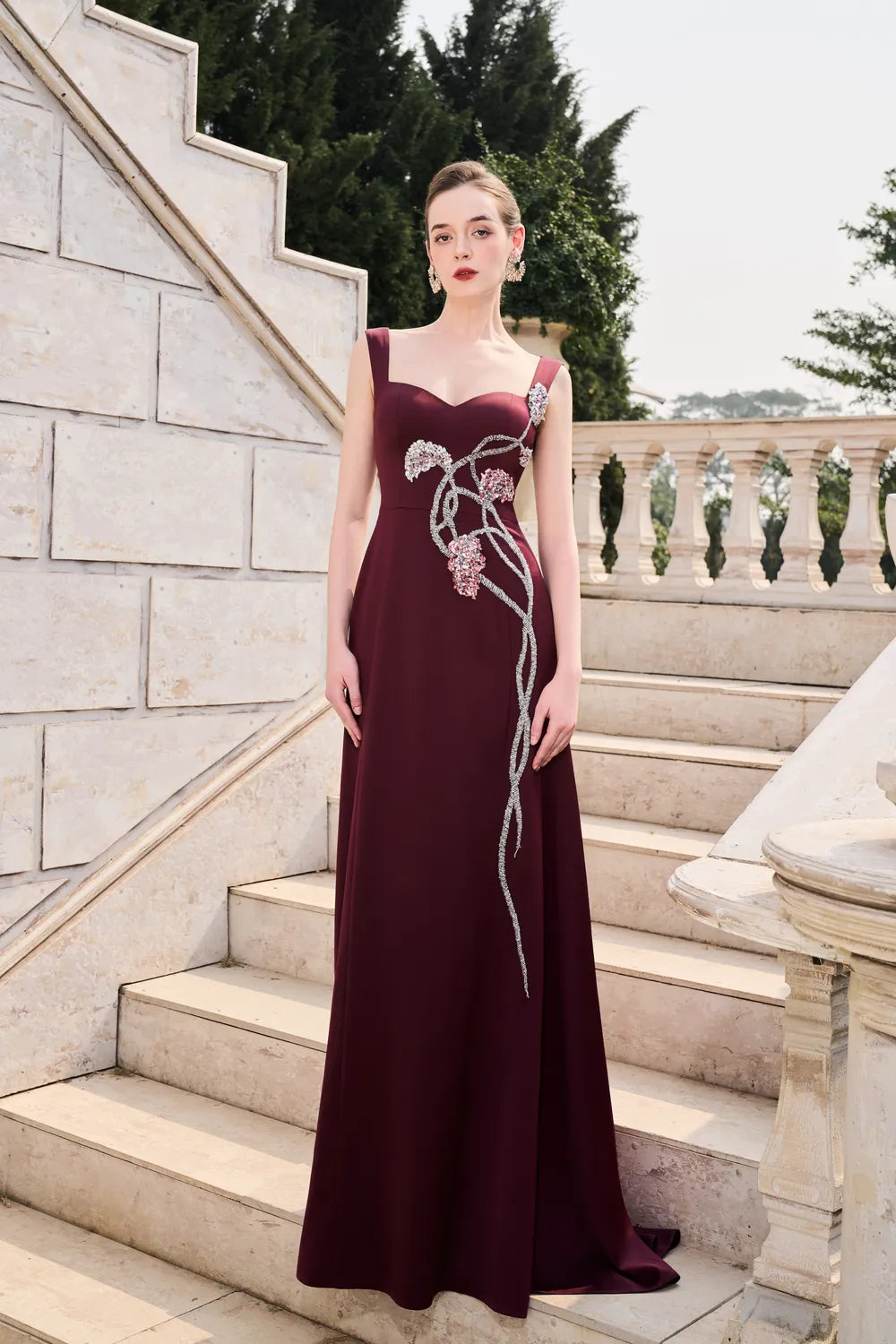 Short Cape Strappy Semi-Heart Dress Set