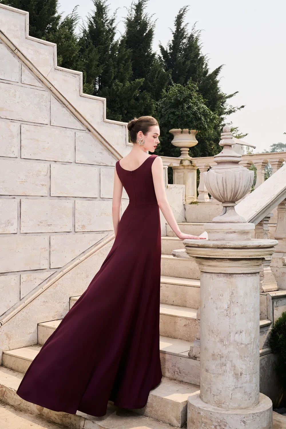 Short Cape Strappy Semi-Heart Dress Set