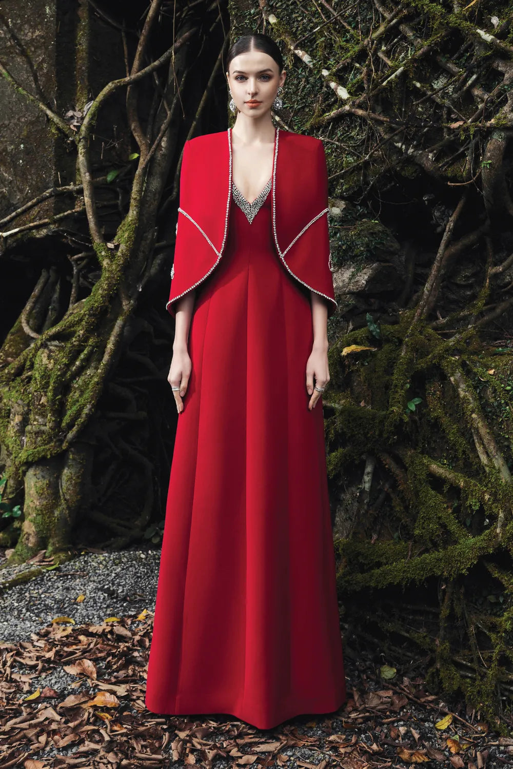 Back Orchid Crystal Embellished Cape With Crystal V-Neck A-line Dress Set