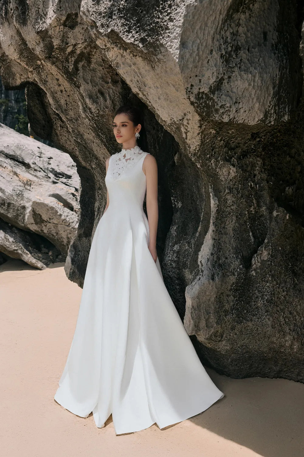 Sleeveless Floral Embellished Dress