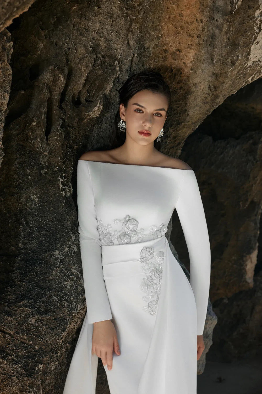 Floral Embellished Long Flap Straight Dress