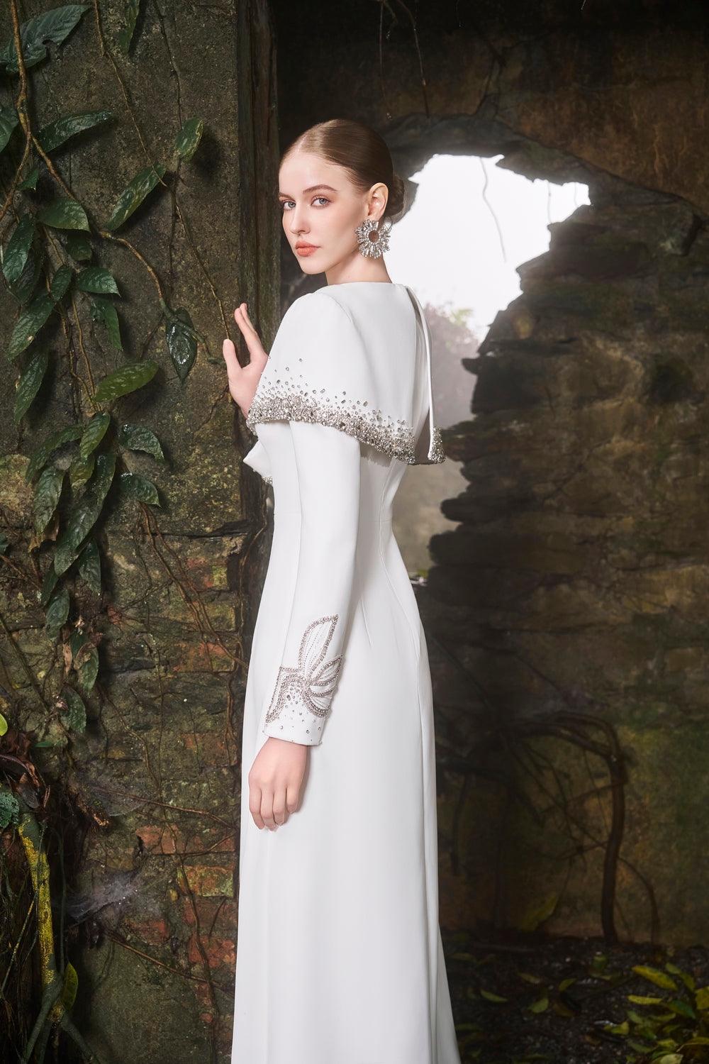 Diagonal Crystal-Embellished Shoulder A-Line Dress M / White Diagonal Crystal-Embellished Shoulder A-Line Dress M / White