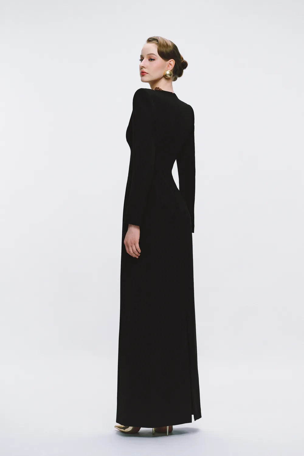 Bead Embellished V-Chest Straight Dress
