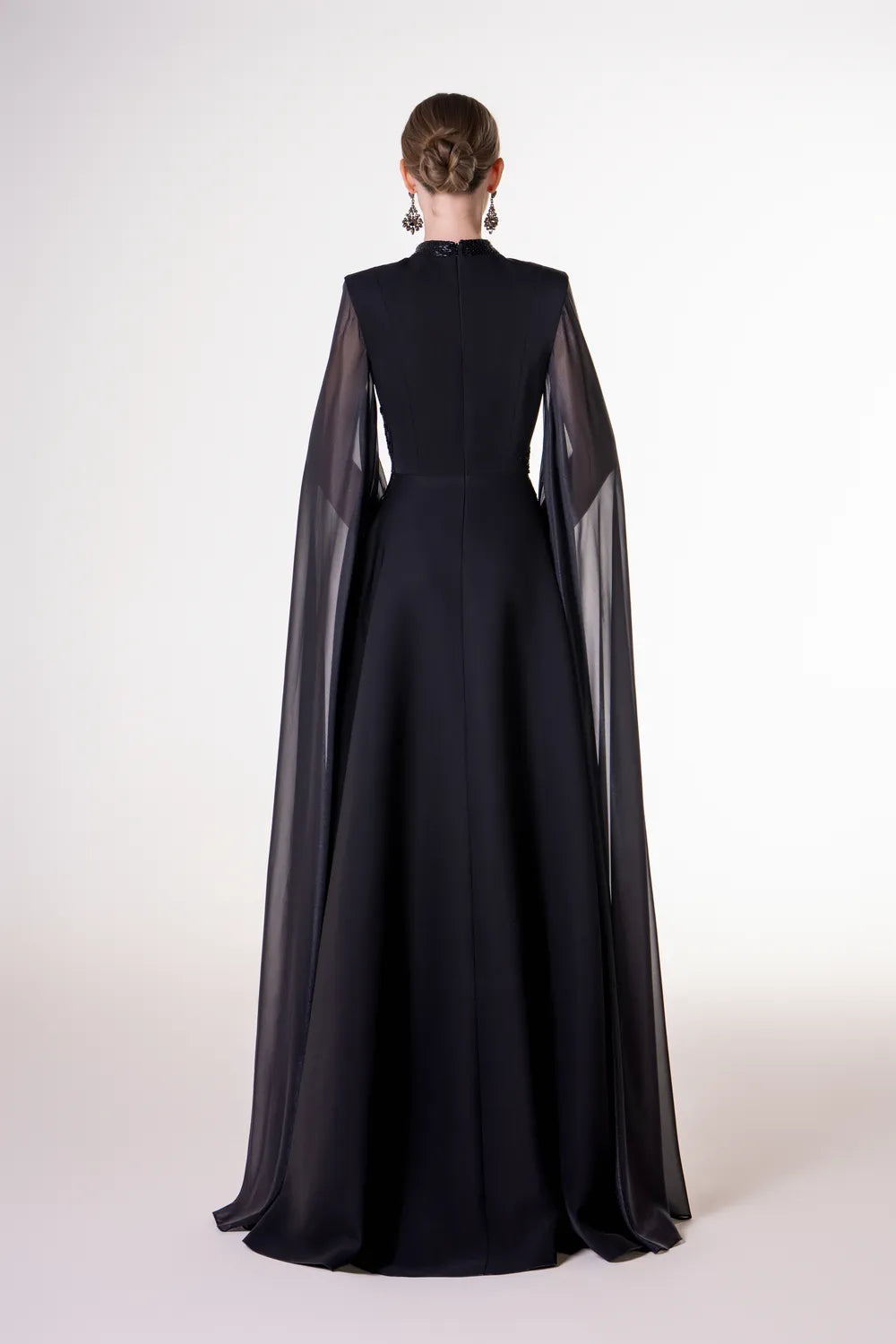 Flowing Long Cape Sleeves Deep V-chest Dress