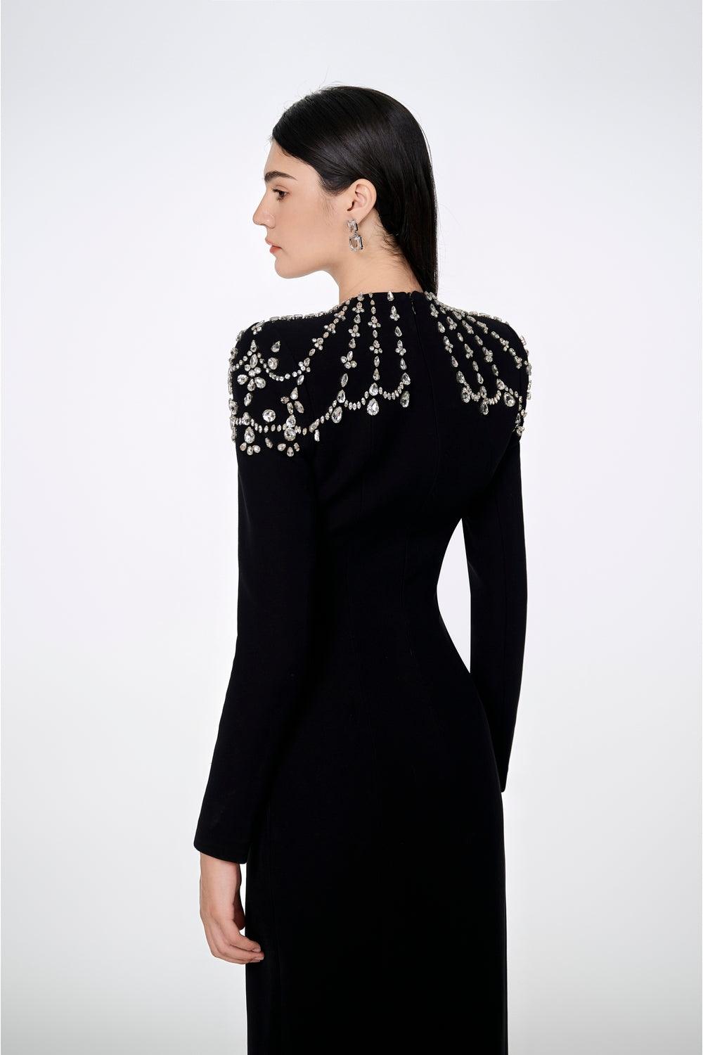 Long Sleeve Queen Anne Neckline Dress L / Black Long Sleeve Queen Anne Neckline Dress L / Black