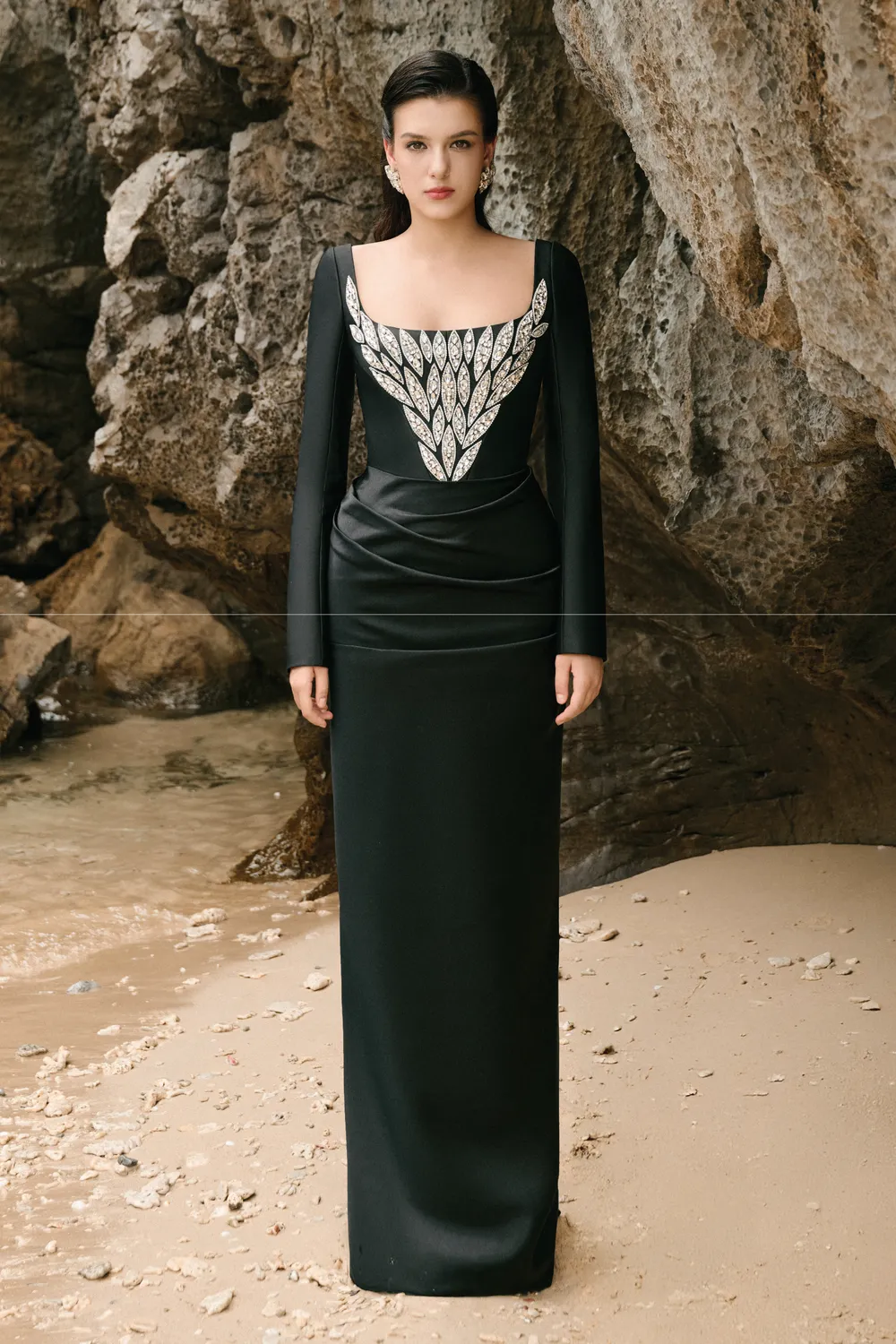 U-Neckline Curved Gathered Straight Dress