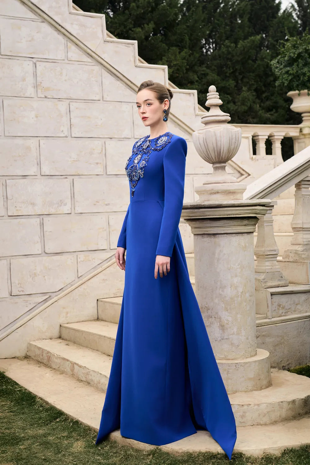 3D Crystal-Embellished Long Back Flap