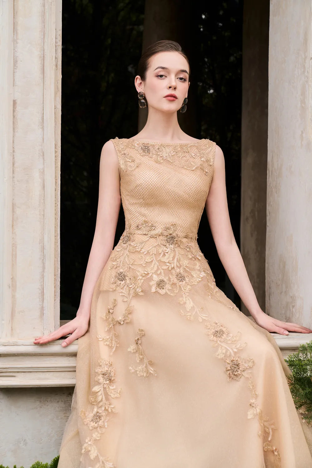 Sleeveless Boat Neck Draped A-Line Dress