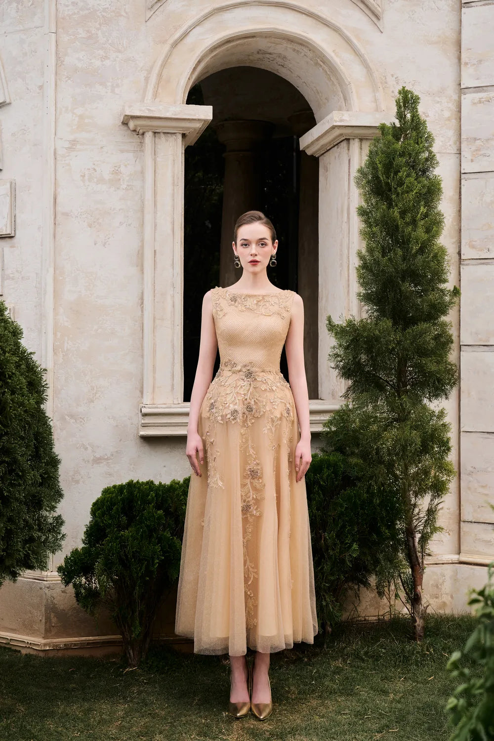 Sleeveless Boat Neck Draped A-Line Dress