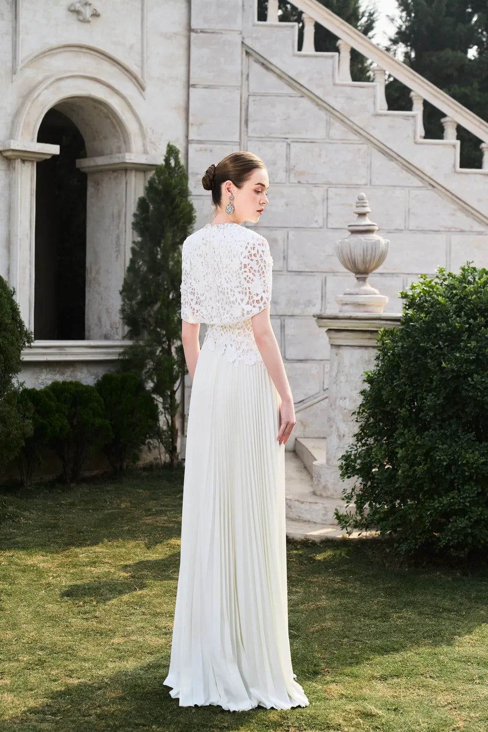 Short Cape Sleeve Floral Lace Pleated Dress