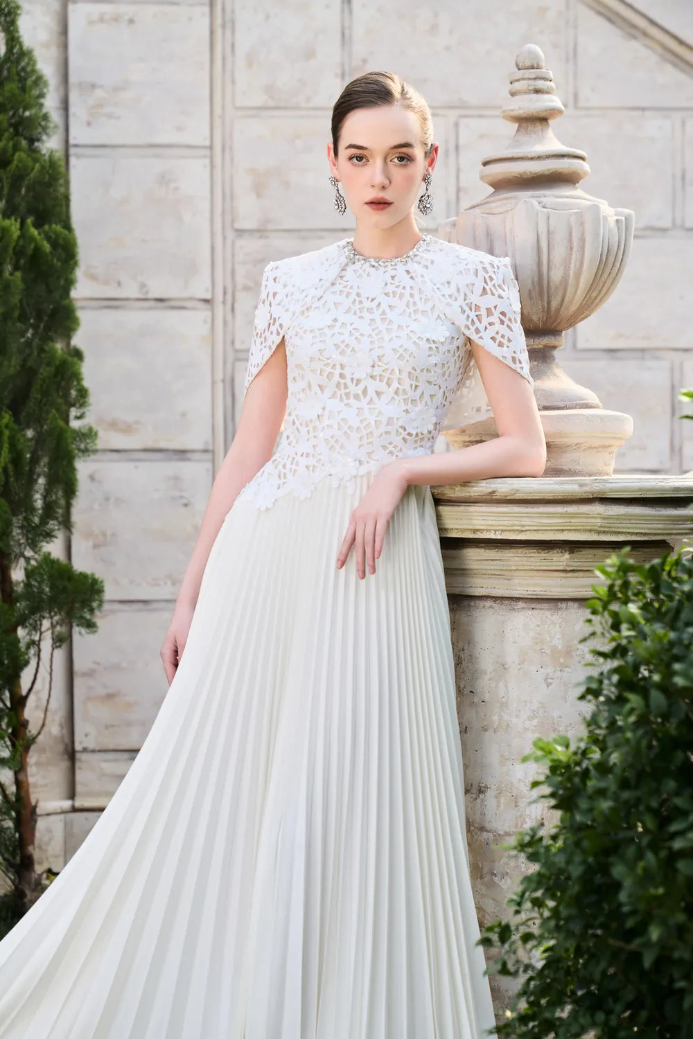 Short Cape Sleeve Floral Lace Pleated Dress