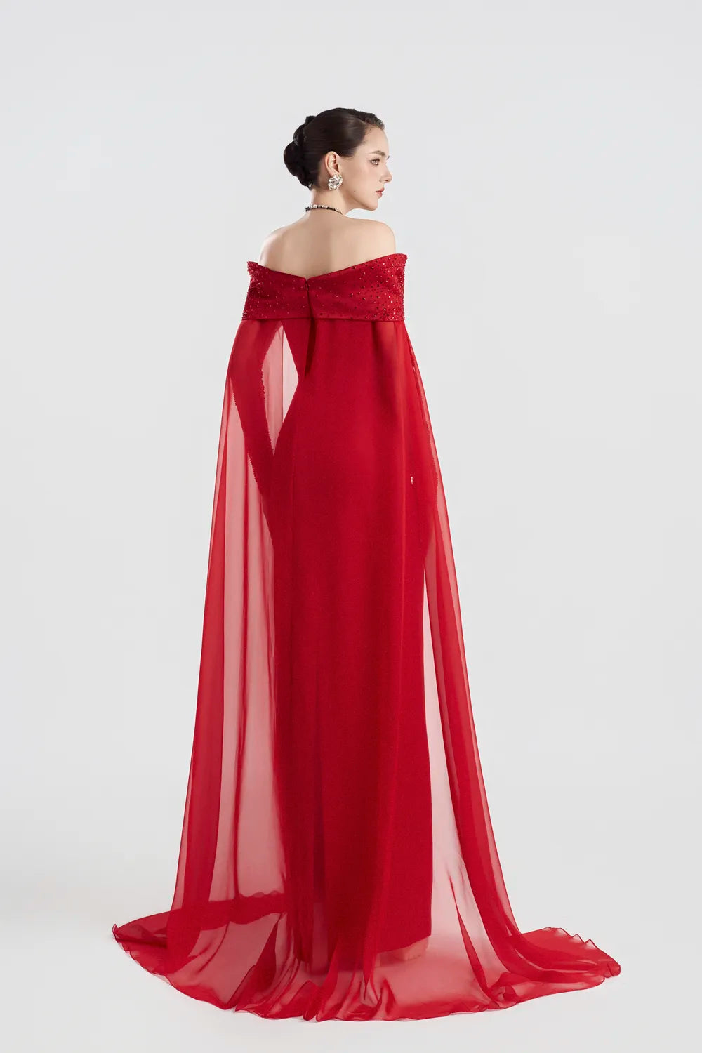 Crystal Shoulder Flowing Back Flap Straight Dress