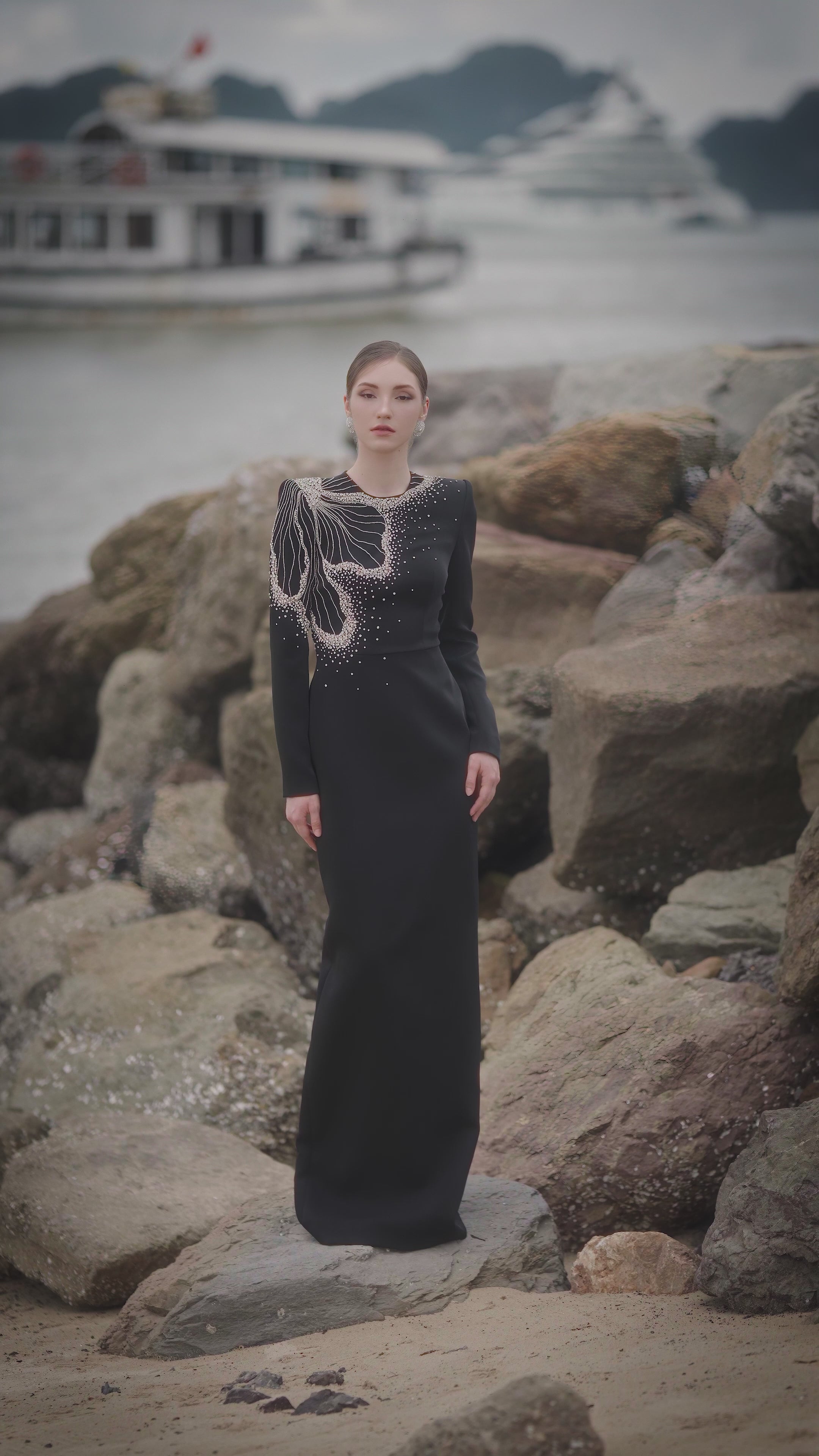 One Side Floral Crystal Embellishment Long Sleeves Dress