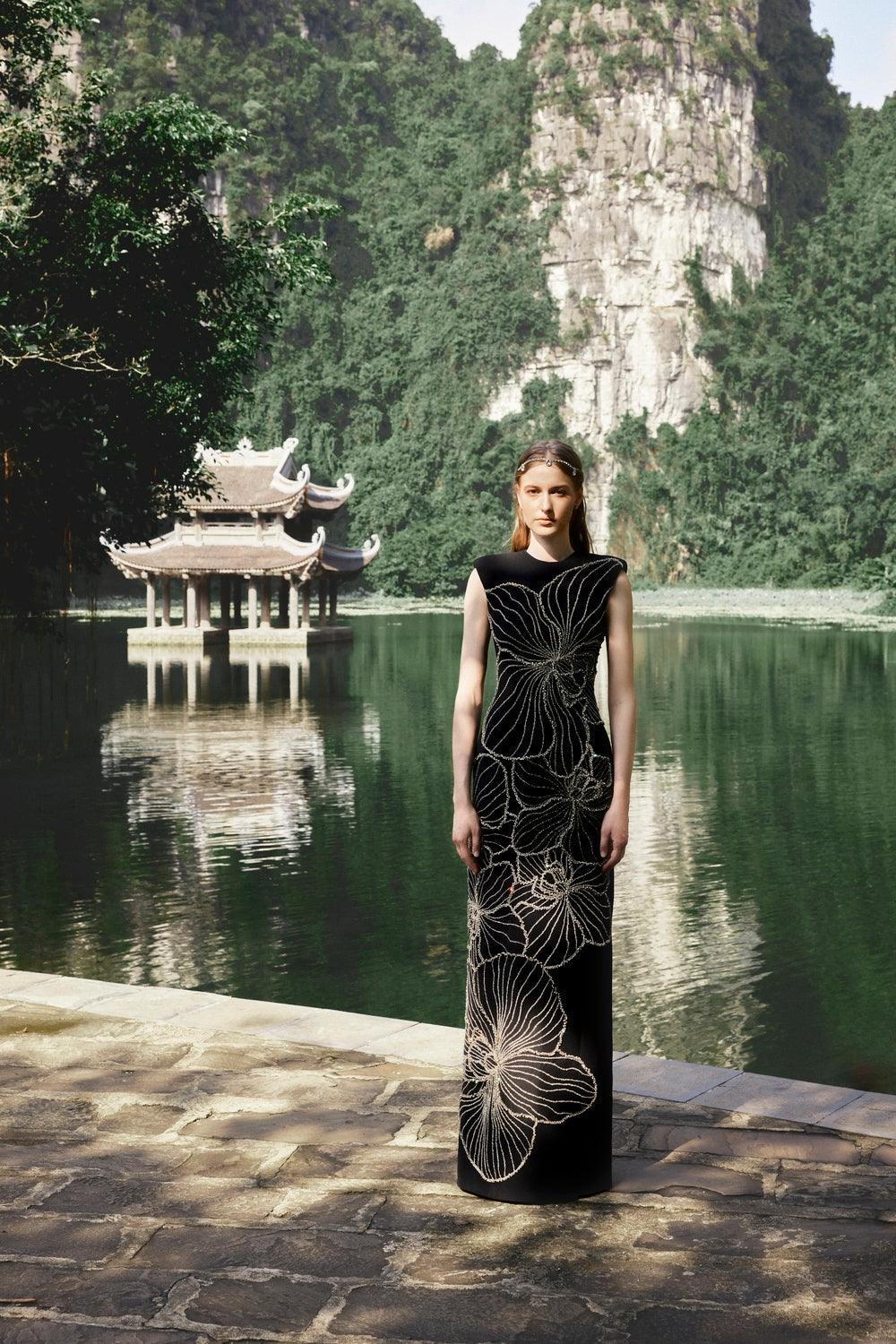 Sleeveless Orchid Crystal Patterned Dress - TRACY COUTURE