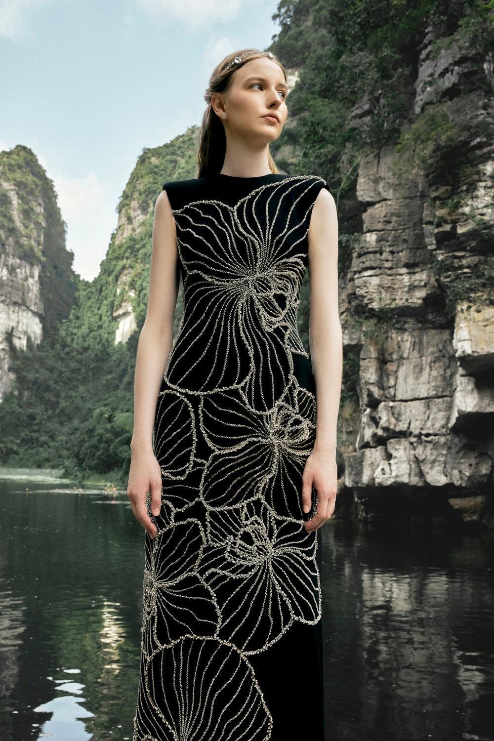 Sleeveless Orchid Crystal Patterned Dress M / Black