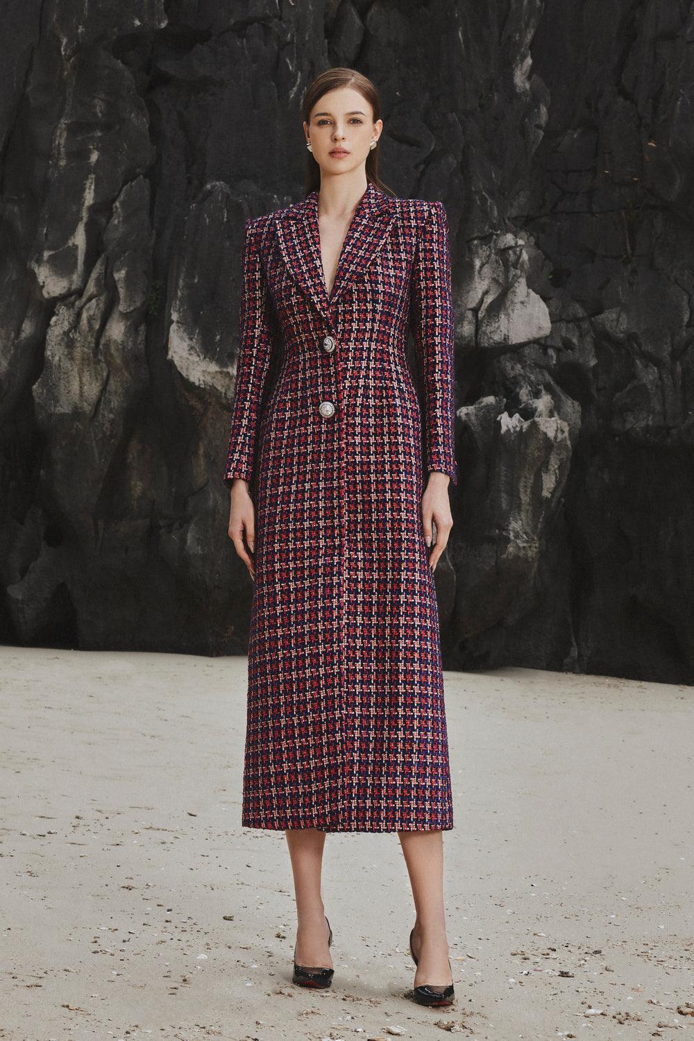 Single Breasted Manteau With Two Buttons