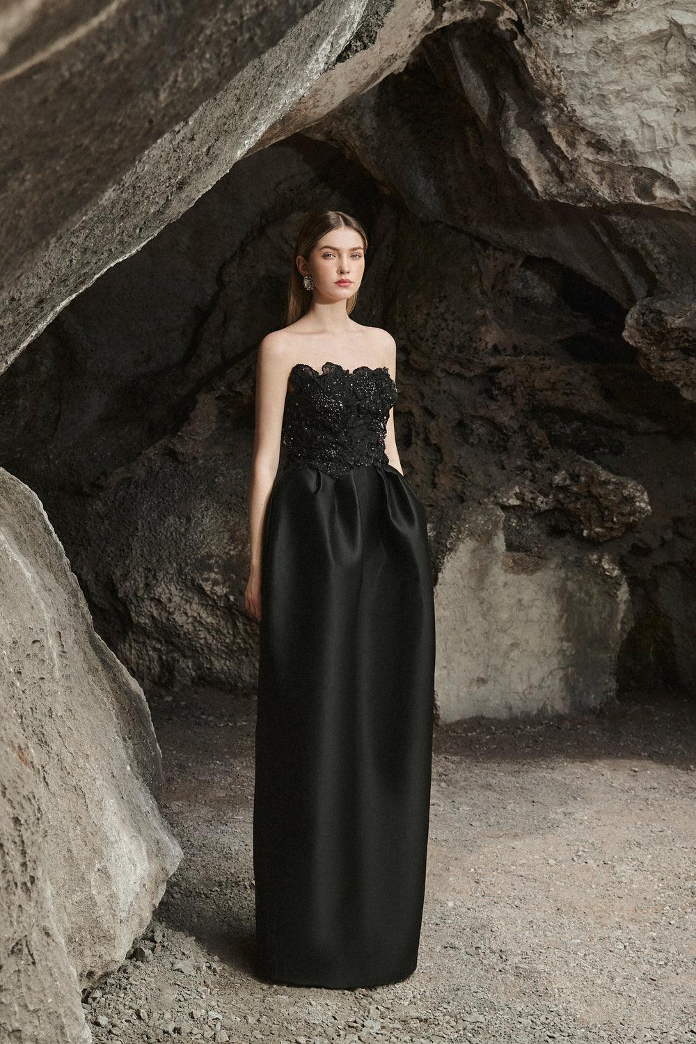 Strapless Dress With Embroidery Pattern