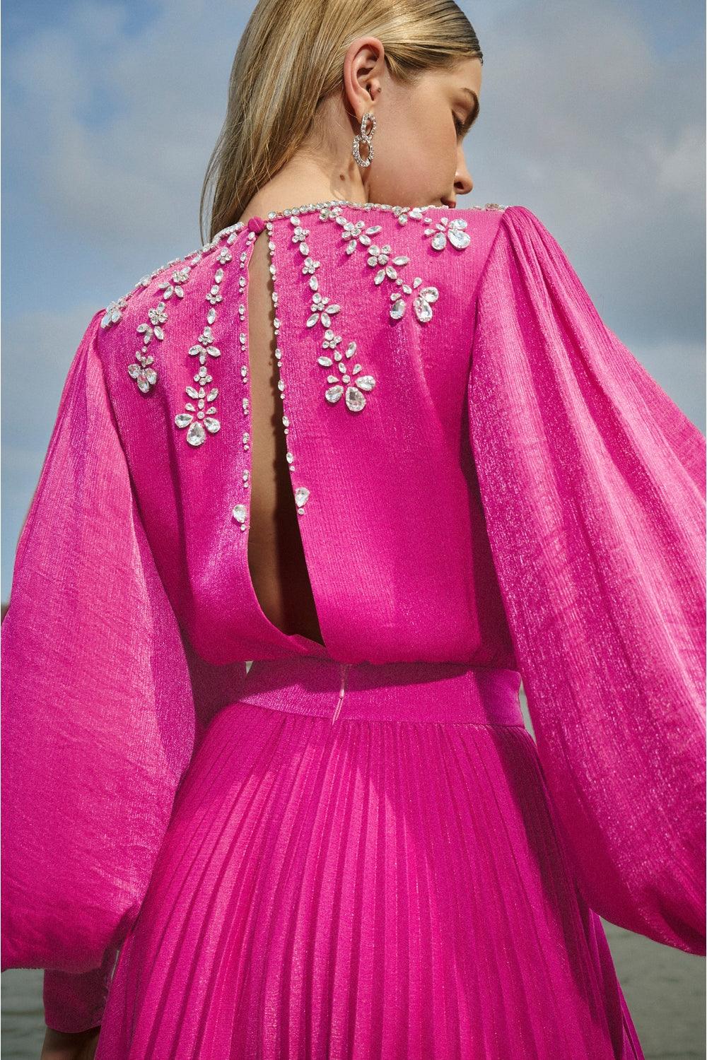 Pleating Dress With Back Slit